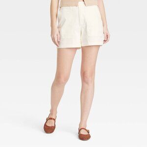 Universal Thread Size 10 Womens Mid Rise Utility Trouser Shorts Cream